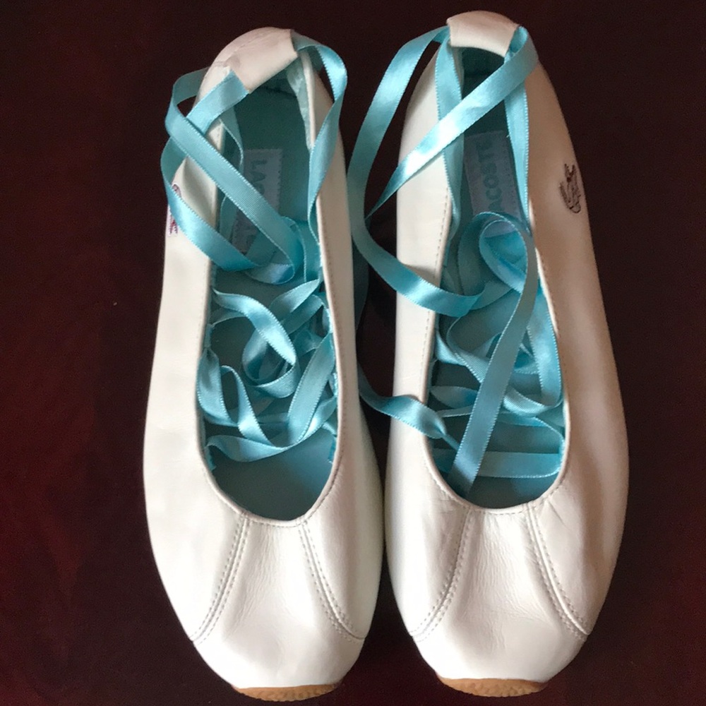 Lacoste flats